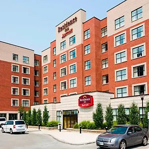 3* Hotel By Marriott Airport