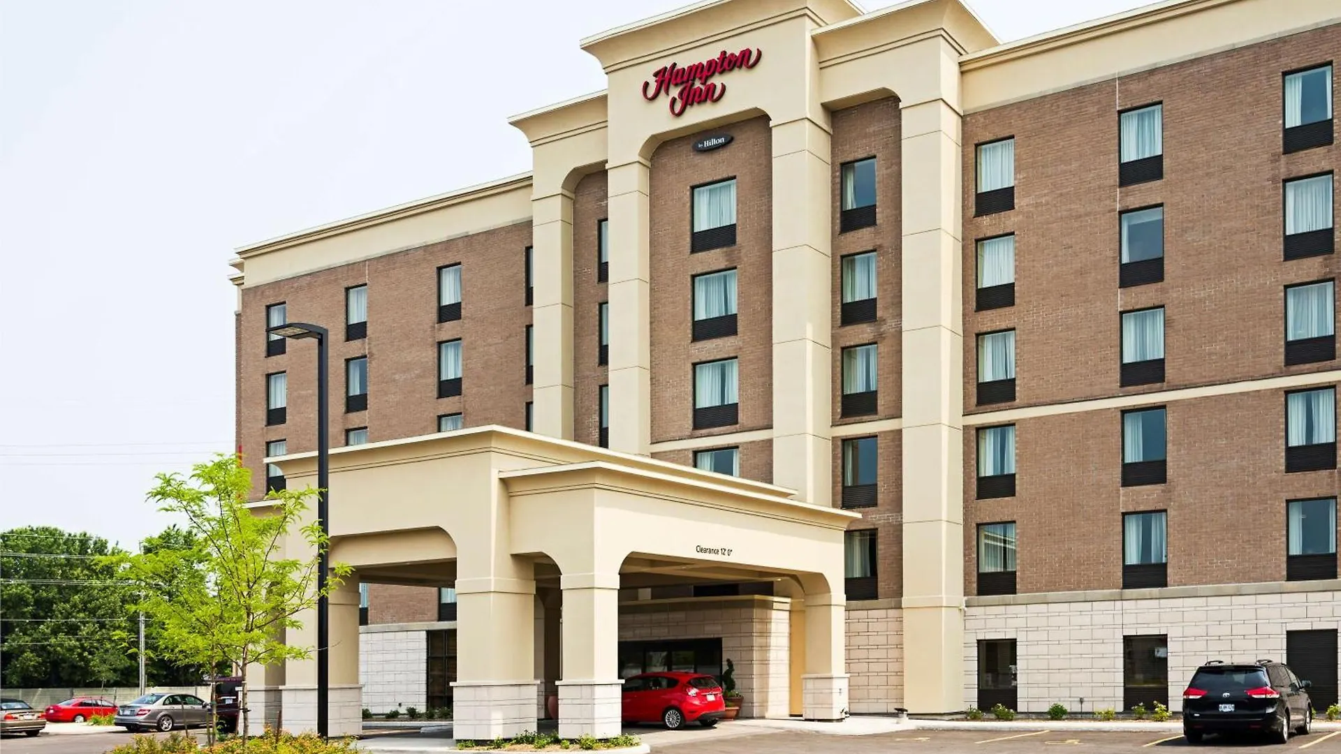 Hampton Inn By Hilton Ottawa Airport