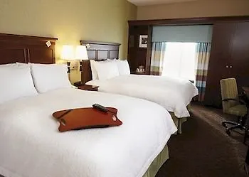 Hampton Inn By Hilton Ottawa Airport